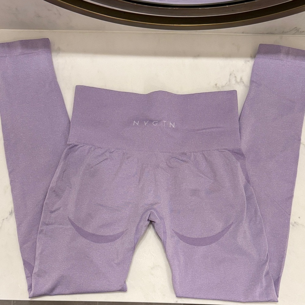 NVGTN lilac contour seamless leggings